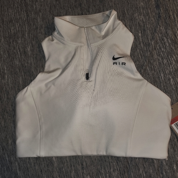 Nike cropped bra - Picture 1 of 2